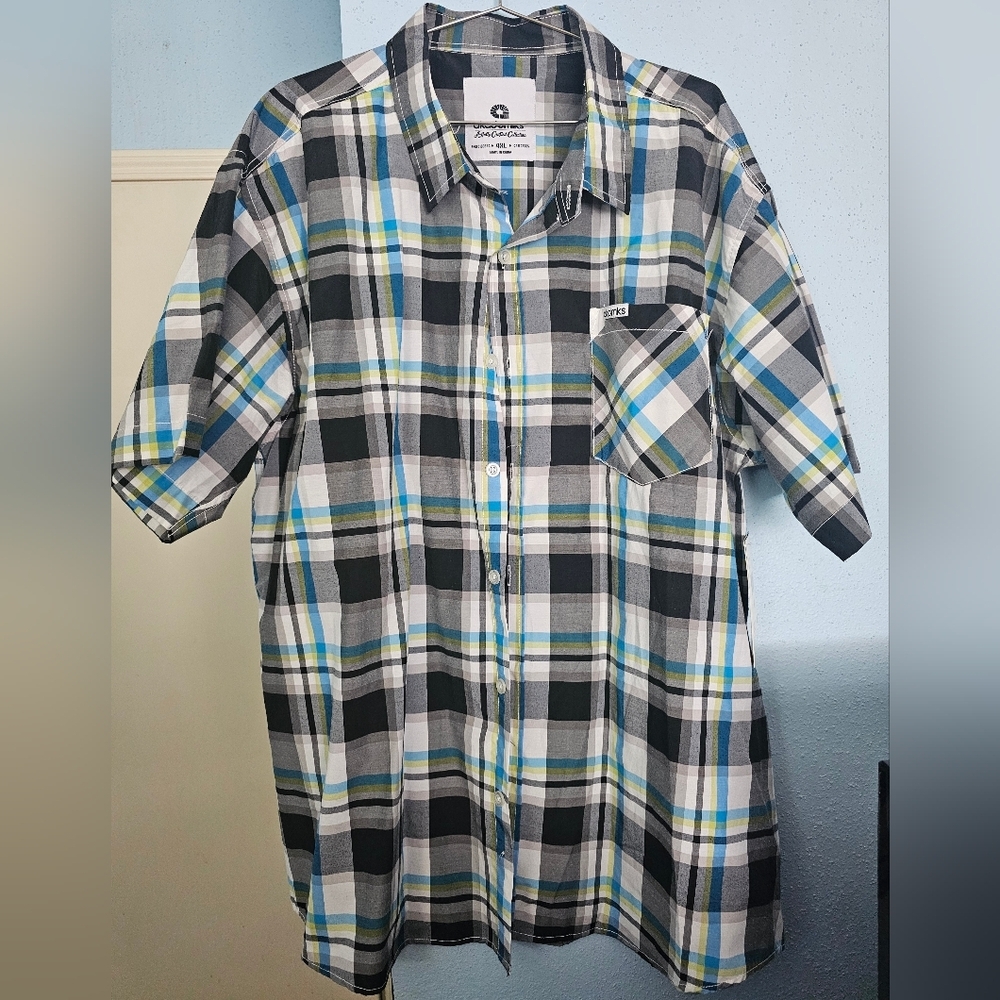 NWT - Akademiks - Plaid Short-sleeved Button Down - 4XL - Multi-colored